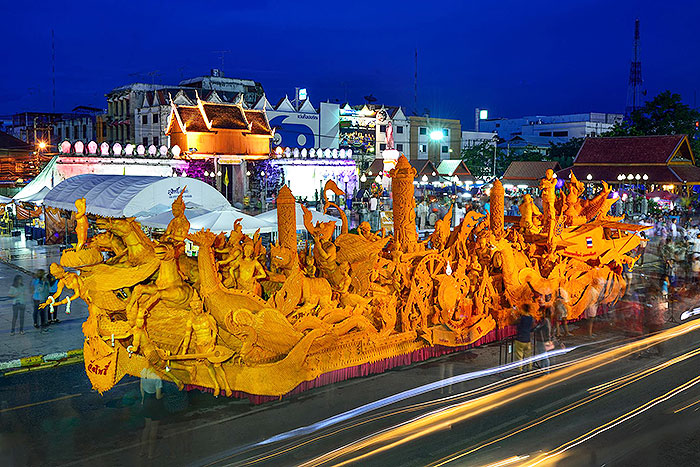 งานแห่เทียนพรรษาโคราช