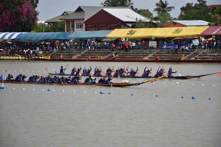 การแข่งขันเรือยาวพิมาย
